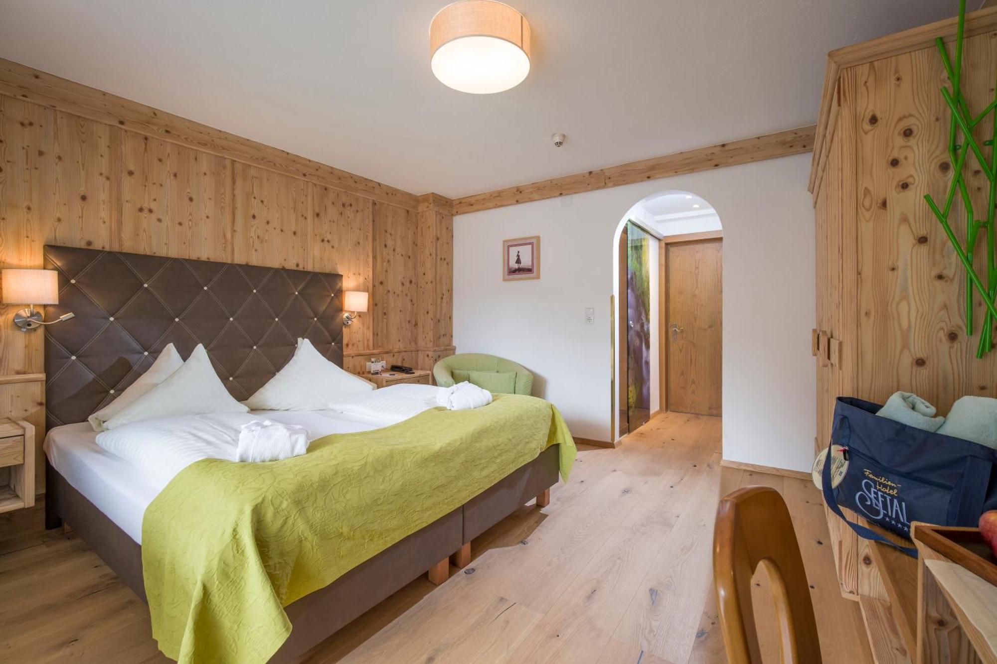 Alpin Family Resort Seetal Калтенбах Екстериор снимка